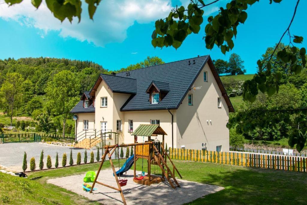 Roza Sudetow Apartamenty Душники-Здруй Экстерьер фото